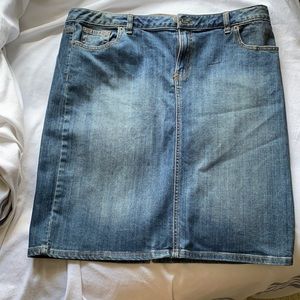 Lands End Denim Skirt Size 14